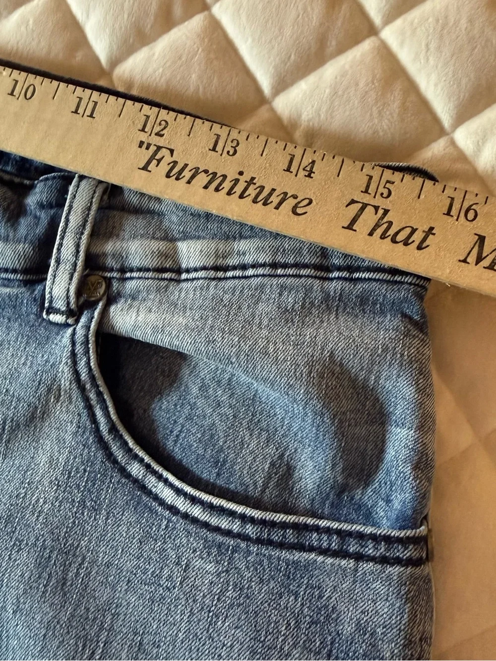 V19-69 Italia Denim Bermuda Shorts Long Jorts Blue Distressed Men’s Size 31/32